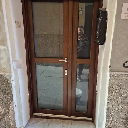 Sa Domu Pitticca Cavour * Cagliari